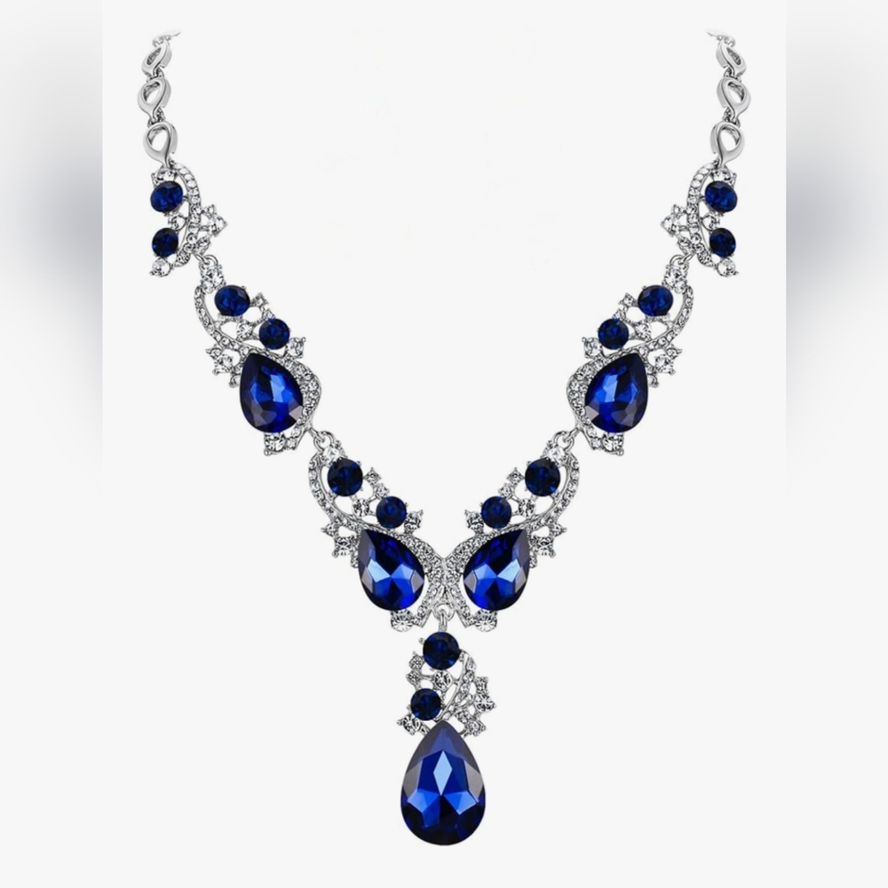 Brilove Necklace